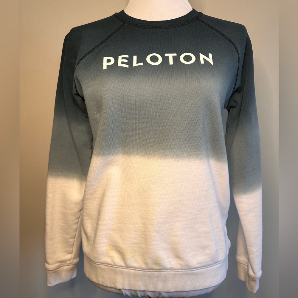 Peloton Gradient Sweatshirt Women’s size XS